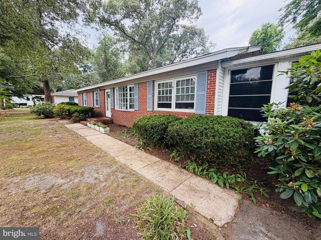 6858 LOIS AVE, Salisbury, MD 21804