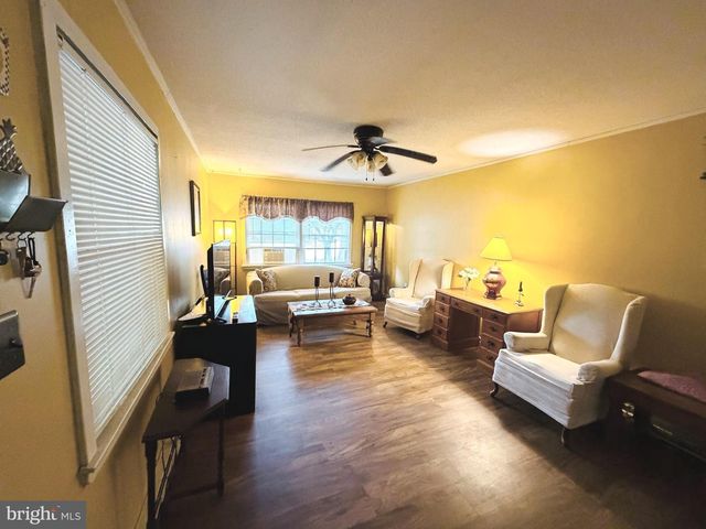 6858 LOIS AVE, Salisbury, MD 21804