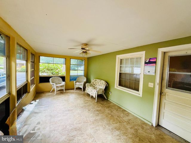 6858 LOIS AVE, Salisbury, MD 21804