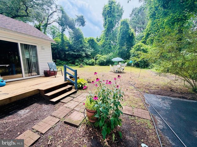 6858 LOIS AVE, Salisbury, MD 21804
