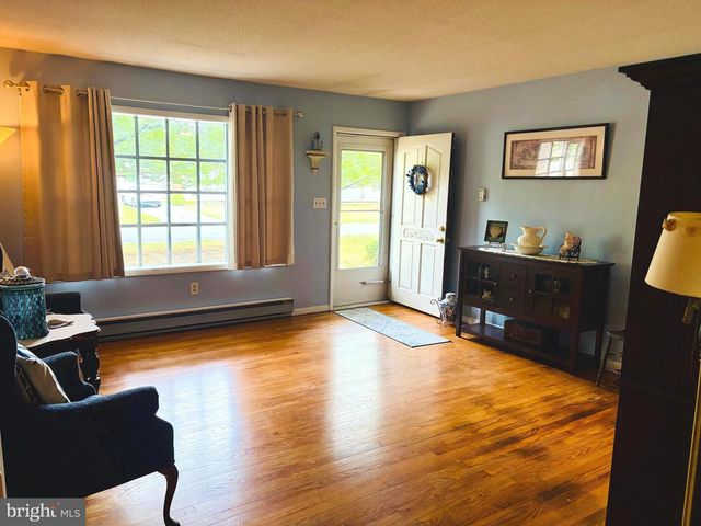 6858 LOIS AVE, Salisbury, MD 21804