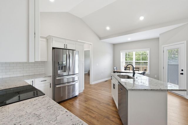717 Yellowstone Trail, Richmond, KY 40475
