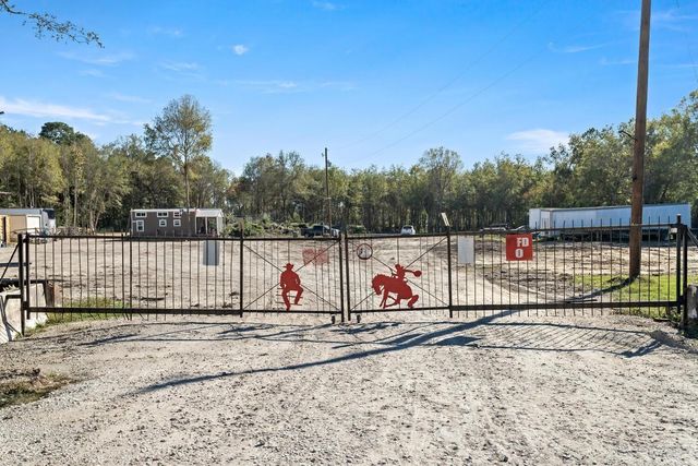 3740 Us 90 E, Liberty, TX 77575