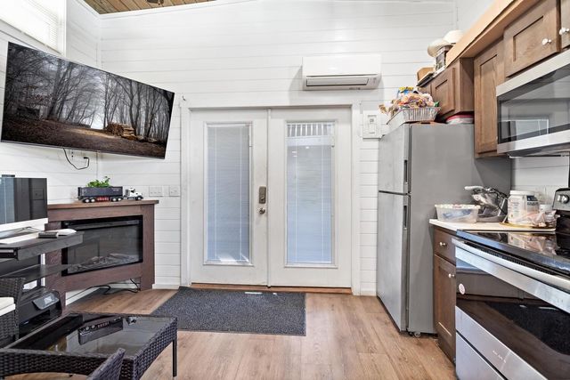 3740 Us 90 E, Liberty, TX 77575