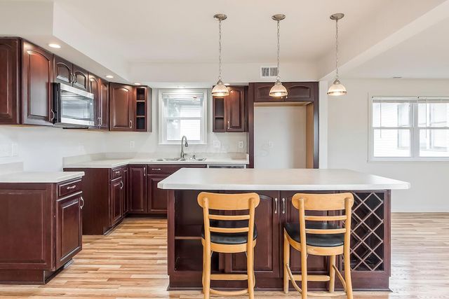 2476 Broadway, Grove City, OH 43123