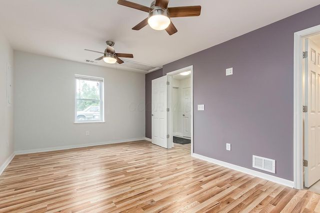 2476 Broadway, Grove City, OH 43123