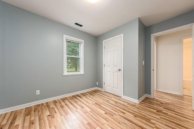2476 Broadway, Grove City, OH 43123