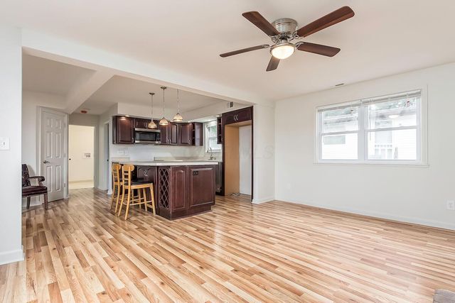 2476 Broadway, Grove City, OH 43123