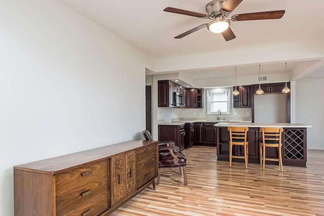 2476 Broadway, Grove City, OH 43123