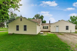 2476 Broadway, Grove City, OH 43123