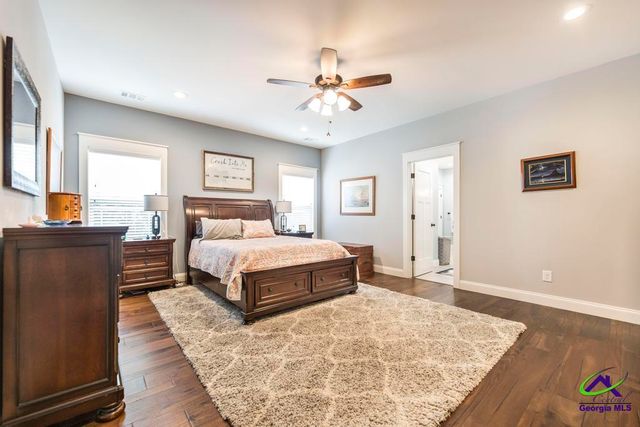 105 Waters Edge Ct, Kathleen, GA 31047