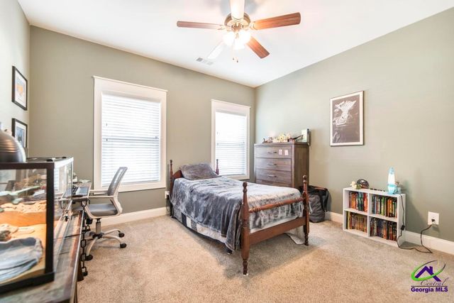 105 Waters Edge Ct, Kathleen, GA 31047
