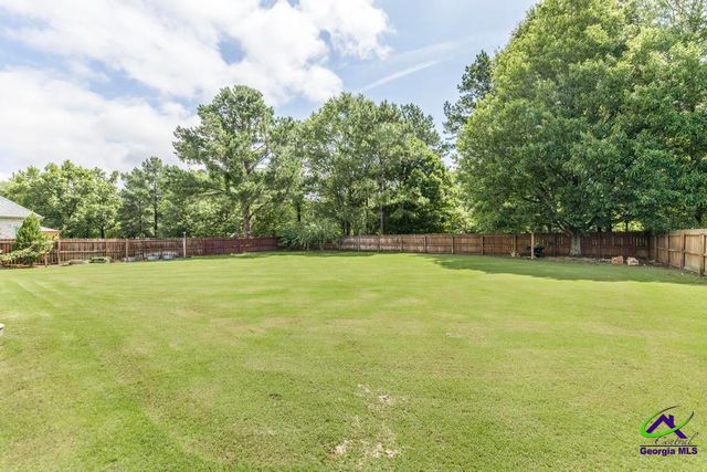 105 Waters Edge Ct, Kathleen, GA 31047
