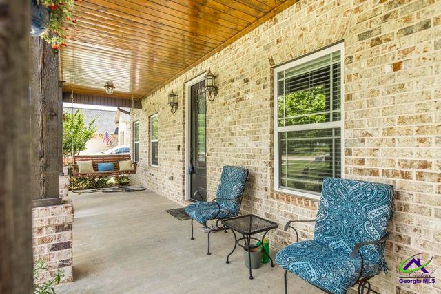 105 Waters Edge Ct, Kathleen, GA 31047