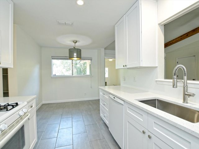 5310 Medford DR, Austin, TX 78723