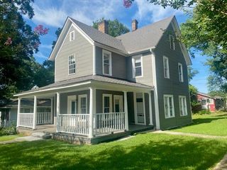 400 Burke Avenue, Mccomb, MS 39648