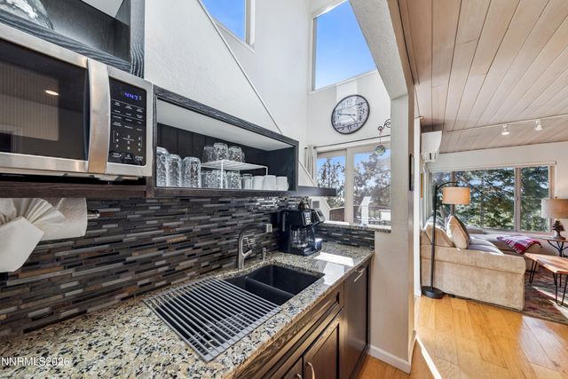 133 Holly Lane, Stateline, NV 89449