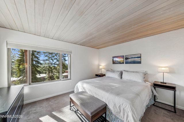 133 Holly Lane, Stateline, NV 89449