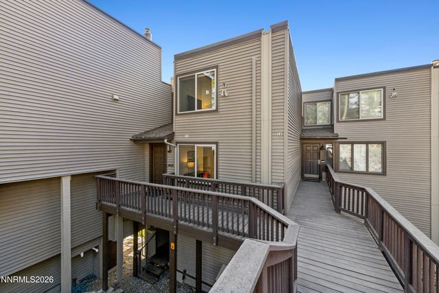 133 Holly Lane, Stateline, NV 89449