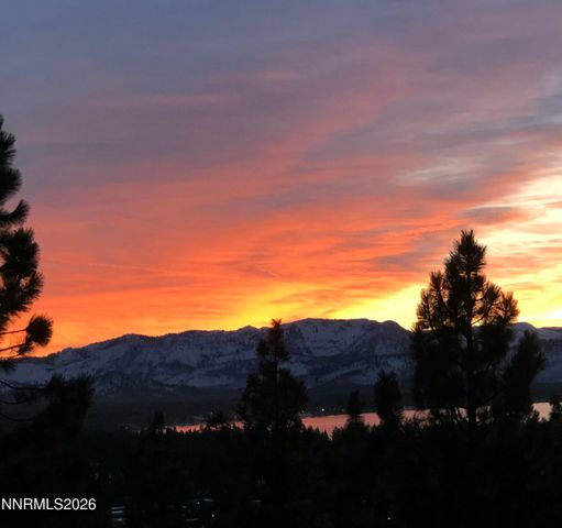 133 Holly Lane, Stateline, NV 89449