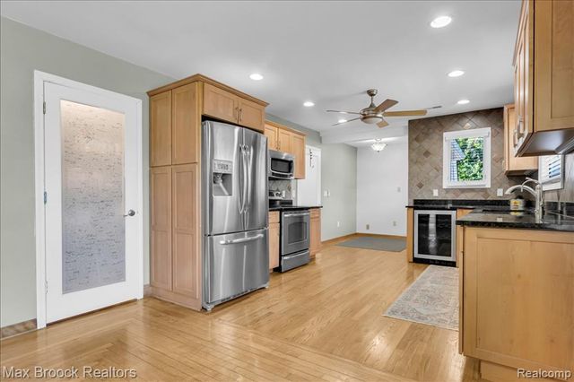 43747 Woodward Avenue, Bloomfield Hills, MI 48302