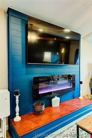 2408 Lyon Lane, New Albany, IN 47150