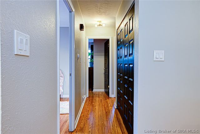 2408 Lyon Lane, New Albany, IN 47150