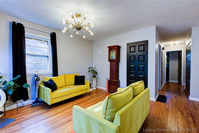 2408 Lyon Lane, New Albany, IN 47150