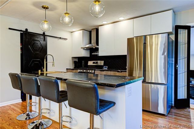 2408 Lyon Lane, New Albany, IN 47150