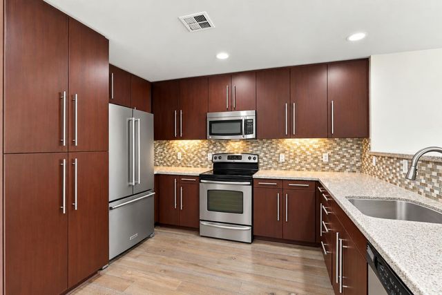 1375 Lick Avenue 1023, San Jose, CA 95110