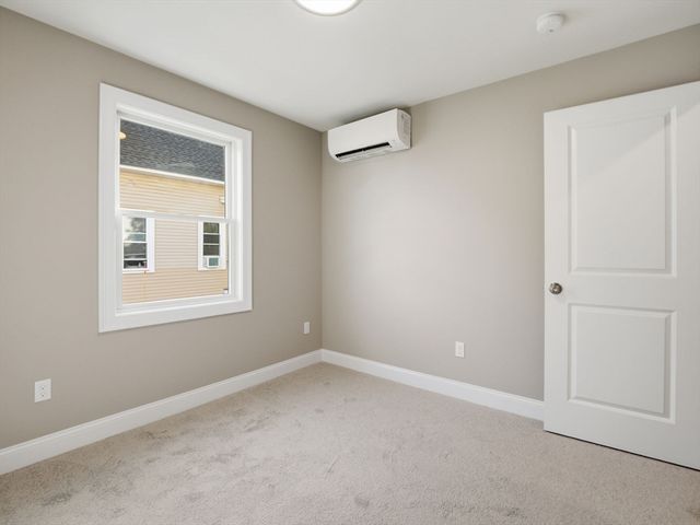 479 Washington Street 479, Haverhill, MA 01832