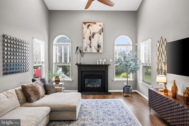 11 TIDEWATER CT, Hainesport, NJ 08036