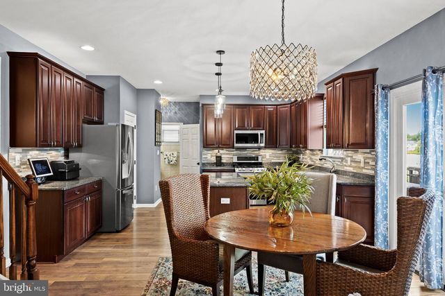 11 TIDEWATER CT, Hainesport, NJ 08036