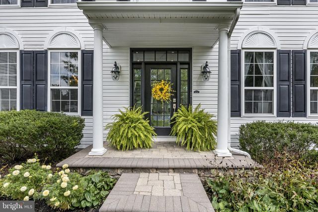 11 TIDEWATER CT, Hainesport, NJ 08036