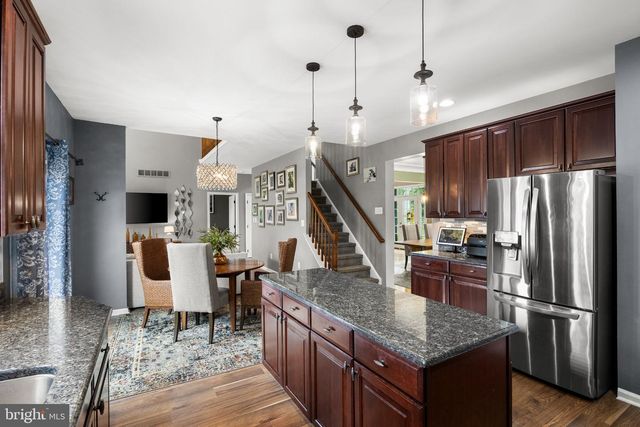 11 TIDEWATER CT, Hainesport, NJ 08036