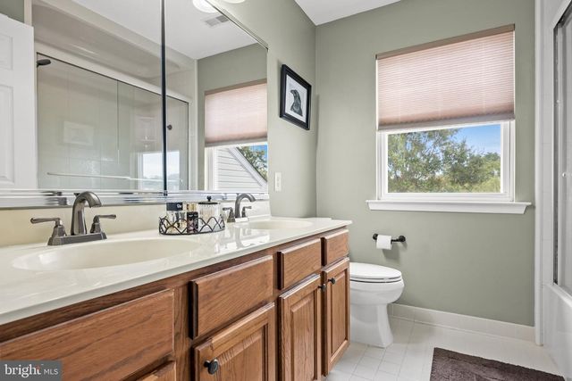 11 TIDEWATER CT, Hainesport, NJ 08036