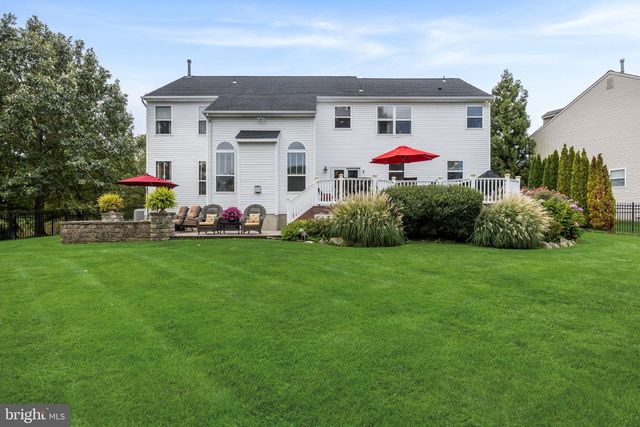 11 TIDEWATER CT, Hainesport, NJ 08036