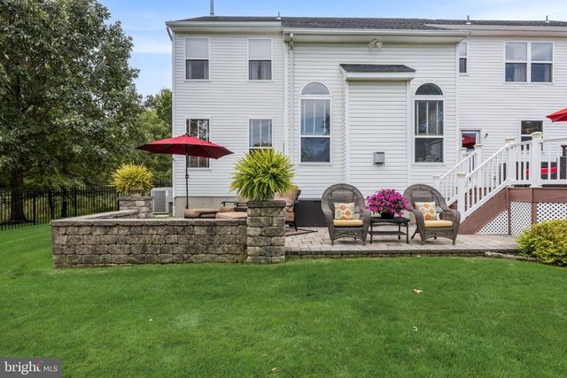 11 TIDEWATER CT, Hainesport, NJ 08036