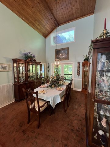 187 Rigsbys Rdg, Lynchburg, TN 37352