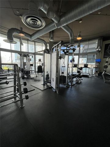 690 SW 1st Ct 1709, Miami, FL 33130