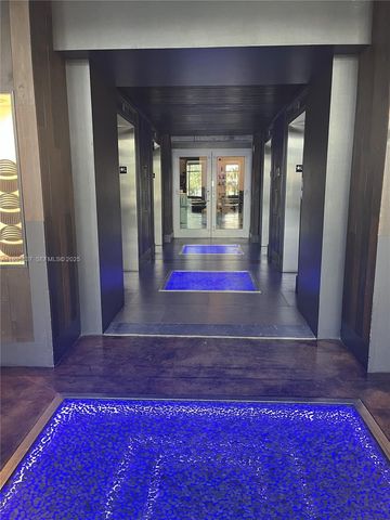 690 SW 1st Ct 1709, Miami, FL 33130