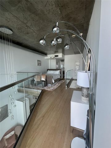 690 SW 1st Ct 1709, Miami, FL 33130