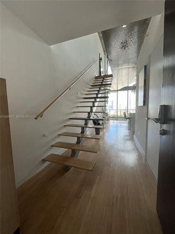 690 SW 1st Ct 1709, Miami, FL 33130