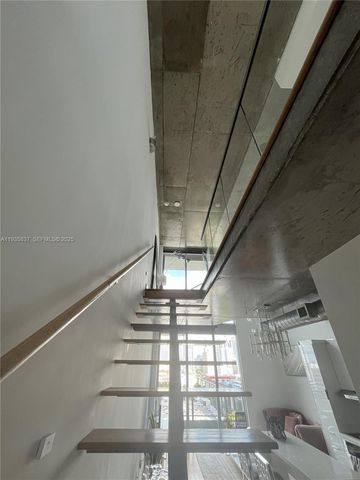 690 SW 1st Ct 1709, Miami, FL 33130