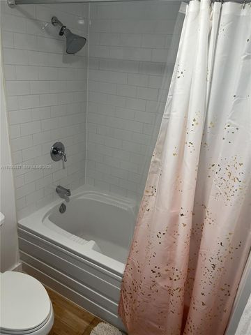 690 SW 1st Ct 1709, Miami, FL 33130