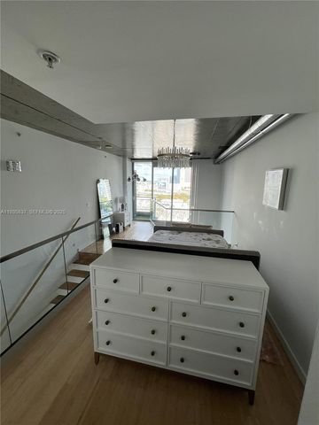 690 SW 1st Ct 1709, Miami, FL 33130