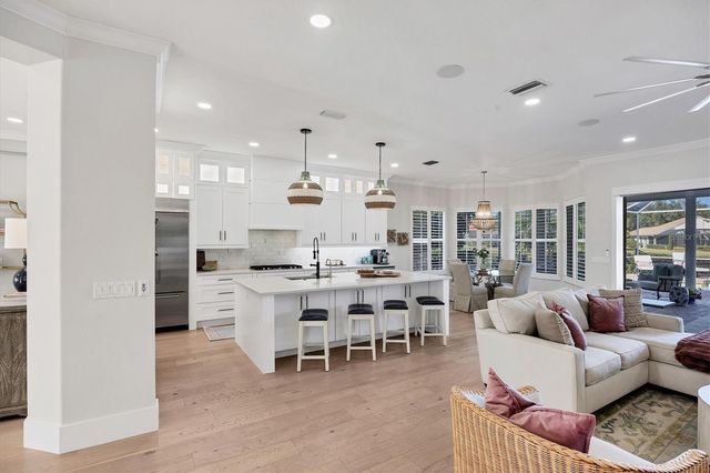 7331 SAINT GEORGES WAY, University Park, FL 34201