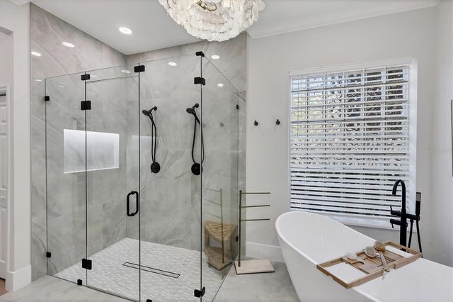 7331 SAINT GEORGES WAY, University Park, FL 34201