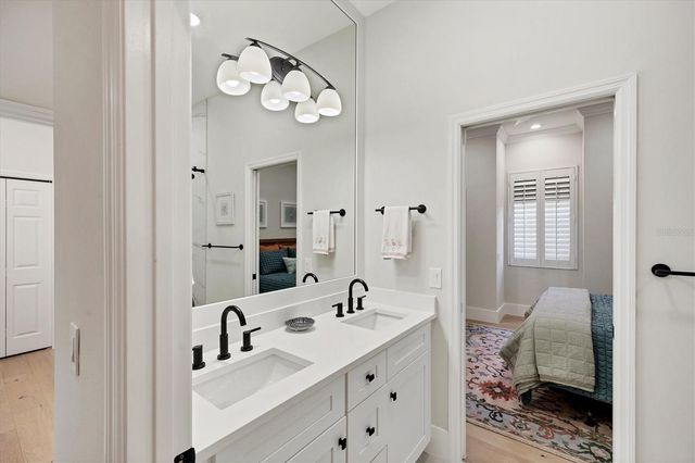 7331 SAINT GEORGES WAY, University Park, FL 34201