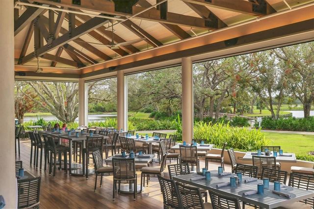 7331 SAINT GEORGES WAY, University Park, FL 34201